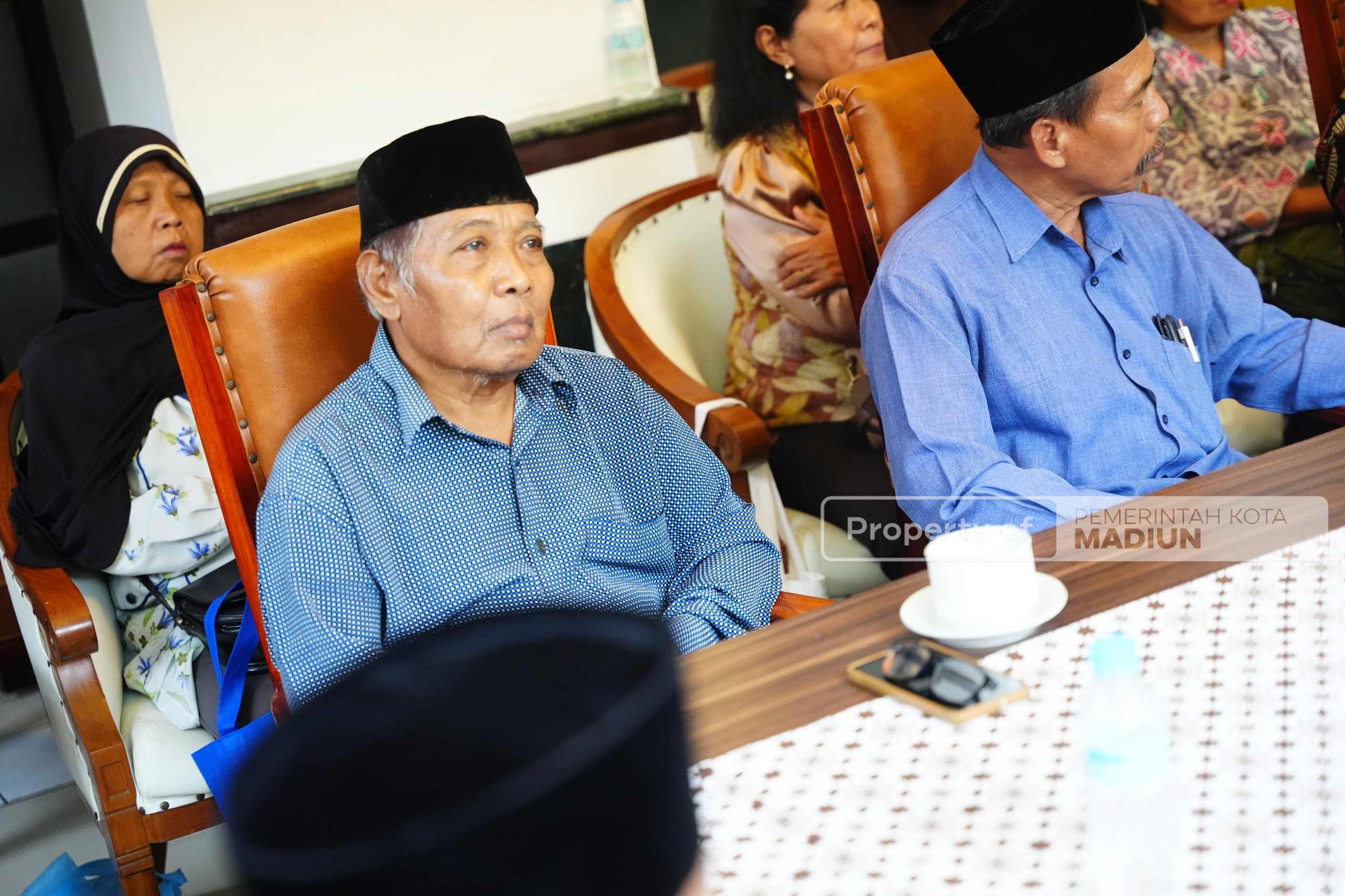 Terima Audiensi Nasabah Asuransi Bumi Putera, Wakil Wali Kota Siap Menjembatani