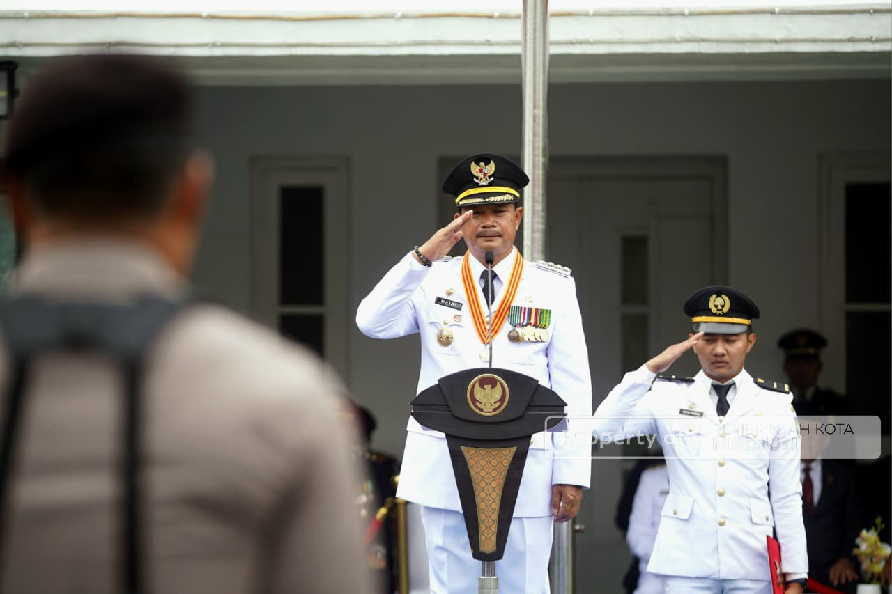 Pimpin Apel Hari Pahlawan, Wali Kota Harap Semangat Pejuang Terus Hidup di Kota Madiun