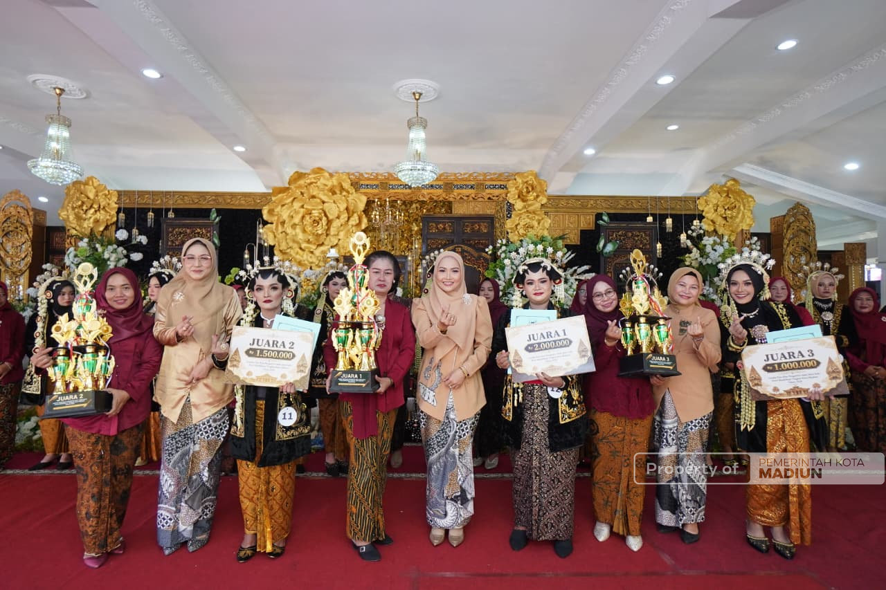 Lestarikan Warisan Budaya, Pemkot Madiun Hadirkan Prosesi Akad Nikah dan Lomba Tata Rias Pengantin Adat dalam Rangka HUT ke-108