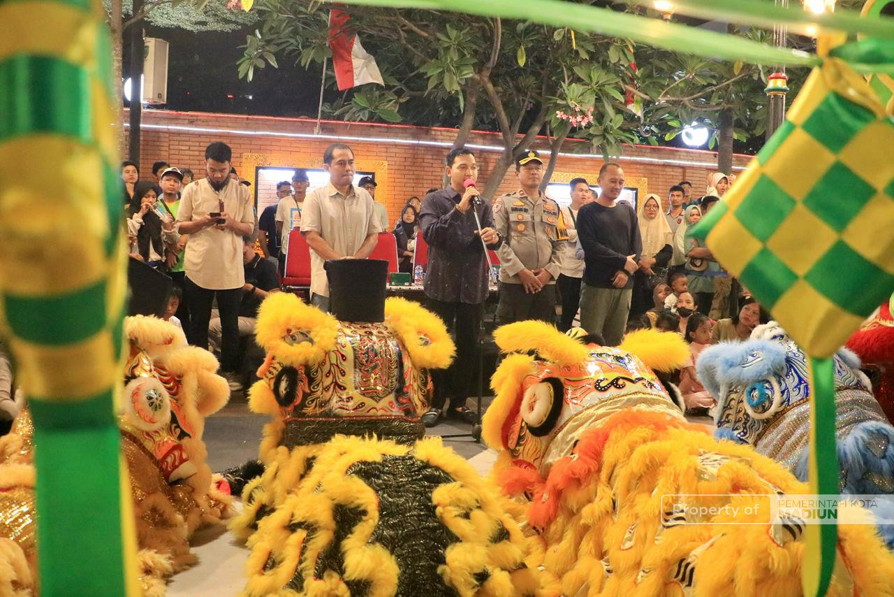Barongsai Semarakkan Libur Lebaran, Plt Wali Kota Madiun Perkuat Toleransi dan Pariwisata Lokal