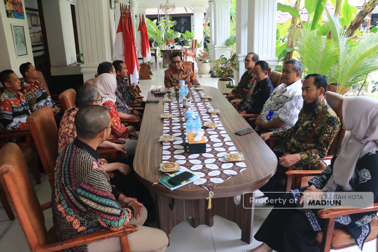 Terima Audiensi Pegadaian, Plt Wali Kota Buka Ruang Kolaborasi UMKM Hingga Bank Sampah