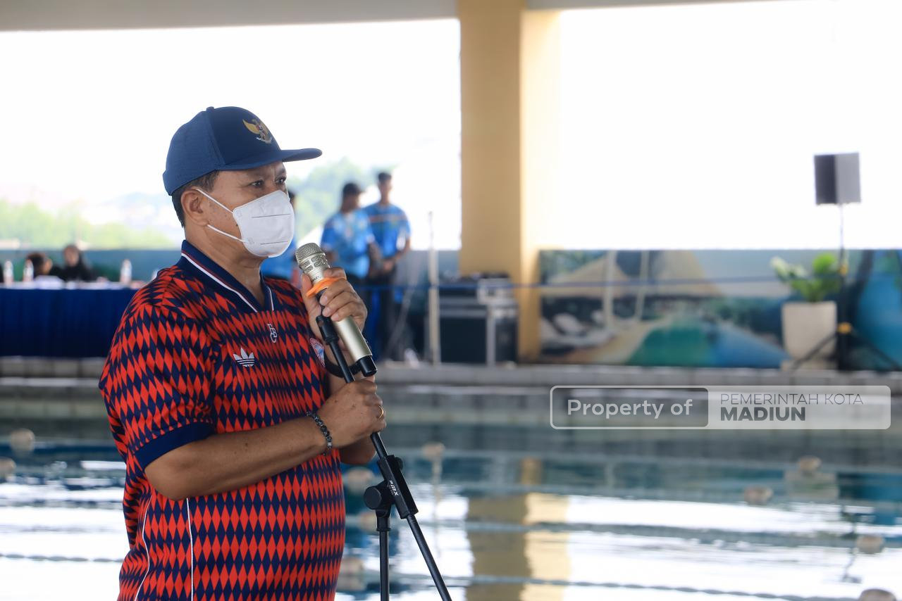 Buka Kejuaraan Renang 2025, Wali Kota Maidi Dorong Pembinaan Atlet Sejak Dini