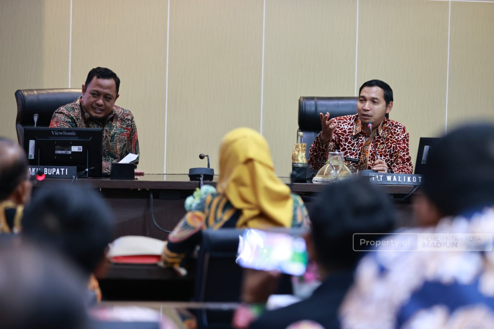 Terima Kunjungan Studi Komparasi Pemkab Probolinggo, Plt Wali Kota Bagikan Strategi Pengelolaan Retribusi untuk Optimalkan PAD