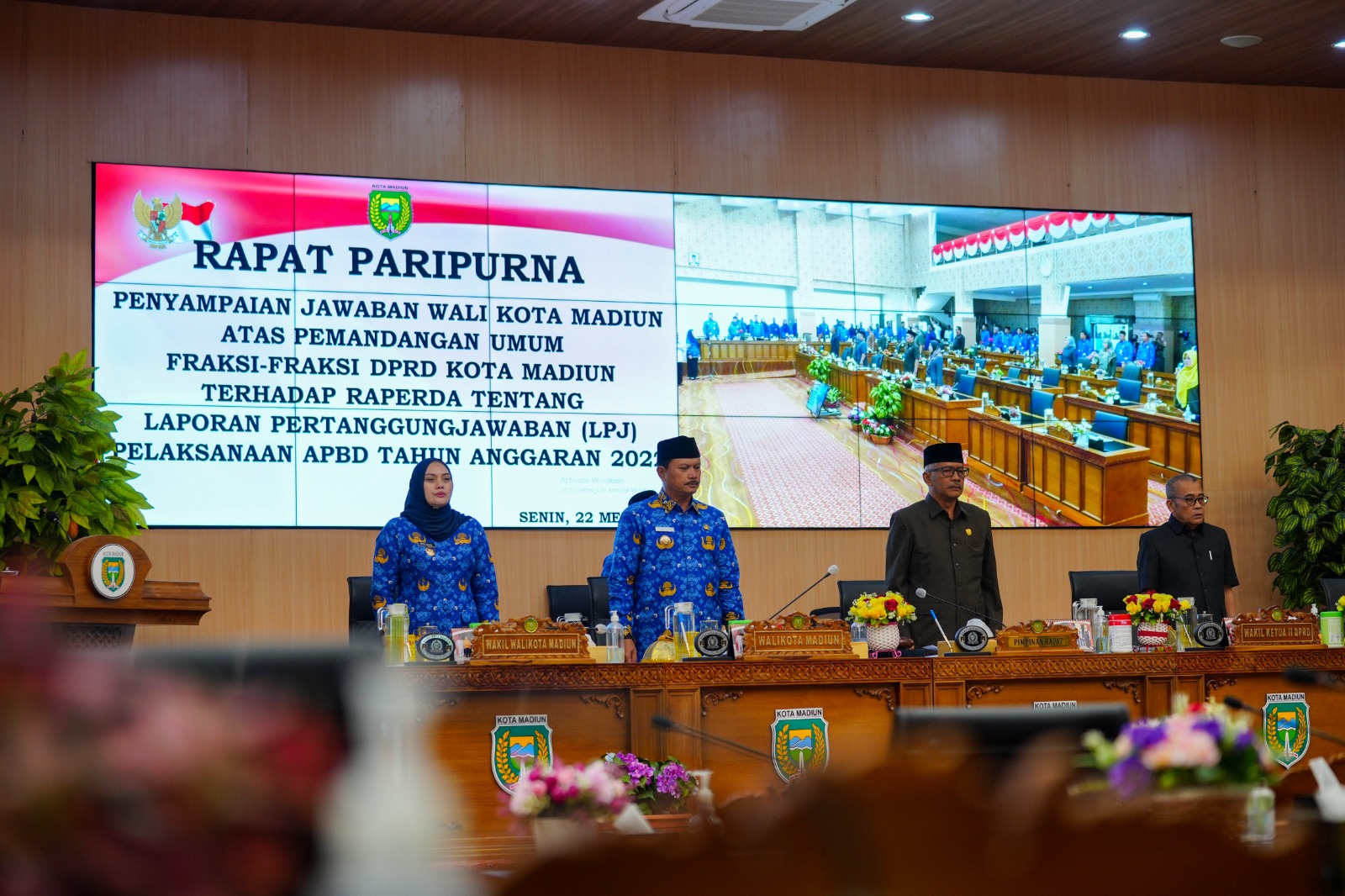 Hadiri Rapat Paripurna, Wali Kota Sampaikan Jawaban Atas Pertanyaan Fraksi DPRD