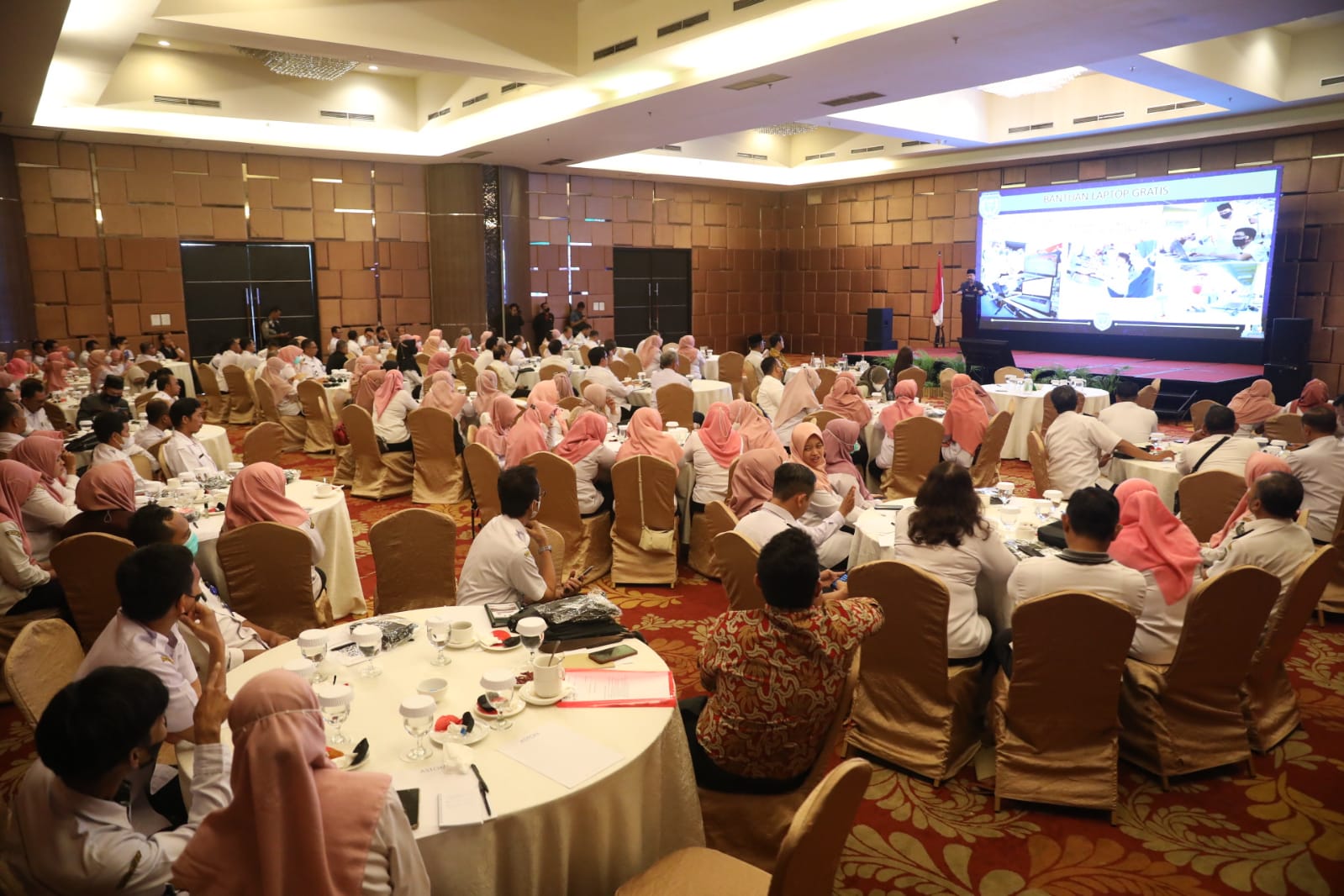 Beri Arahan Evaluasi Pelayanan Publik, Wali Kota Ingatkan ASN Pelayan Masyarakat