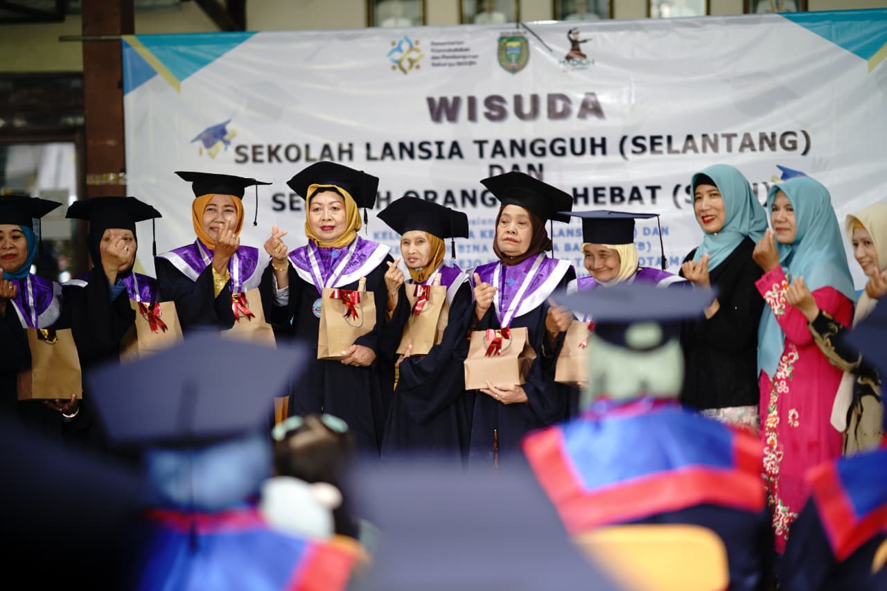 Perkuat Kualitas Keluarga, TP PKK Kecamatan Taman Wisuda SOTH dan Selantang