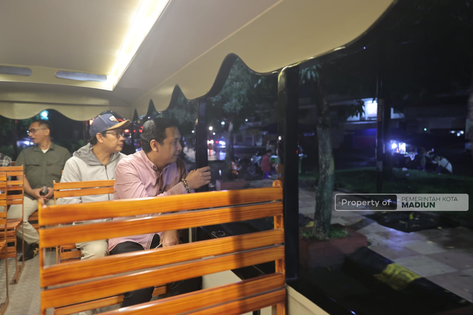 Pastikan Fasum Terawat, Plt Wali Kota     Madiun Bersama OPD Lakukan Pemantauan