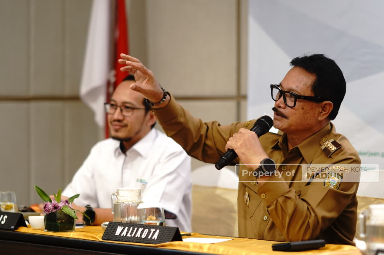 Teken Kerja Sama Pro JKK-JKM, Pemkot Madiun Pastikan Tenaga Kerja di Kota Madiun Terlindungi