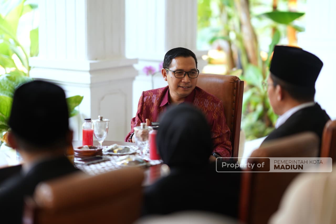 Terima Audiensi Kementerian Haji dan Umrah, Plt Wali Kota Dorong Peningkatan Daya Saing UMKM Lokal Menuju Ekosistem Haji dan Umrah