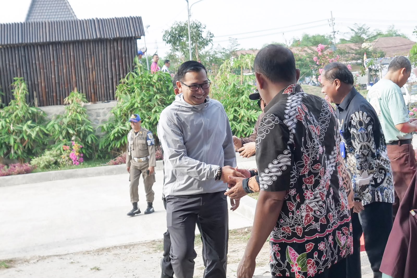 Tanamkan Peduli Pangan Sejak Dini, Pelajar Kota Madiun Turun Langsung Bertani
