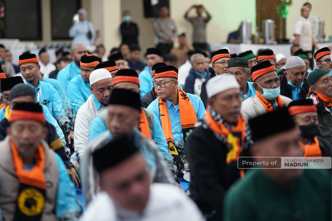 Plt Wali Kota Madiun Sambut Kepulangan 225 Jamaah Haji, Dorong Implementasi Nilai-Nilai Haji dalam Kehidupan Bermasyarakat