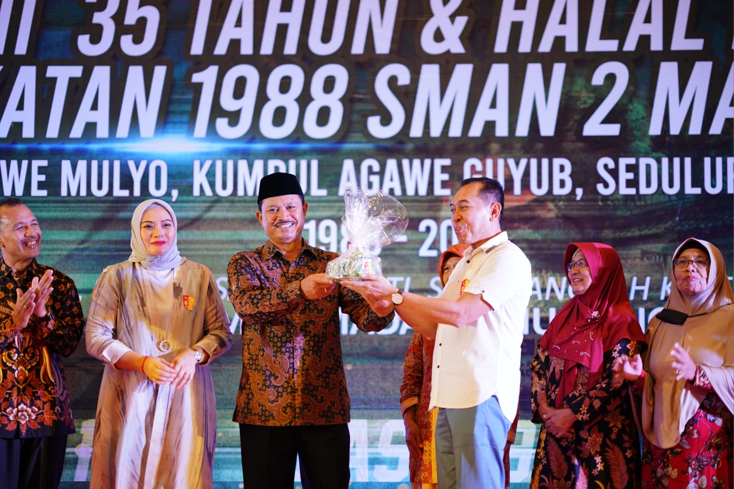 Hadiri Halal Bihalal Smada Angkatan 88, Wali Kota Ajak Alumni Sampaikan Masukan Pembangunan