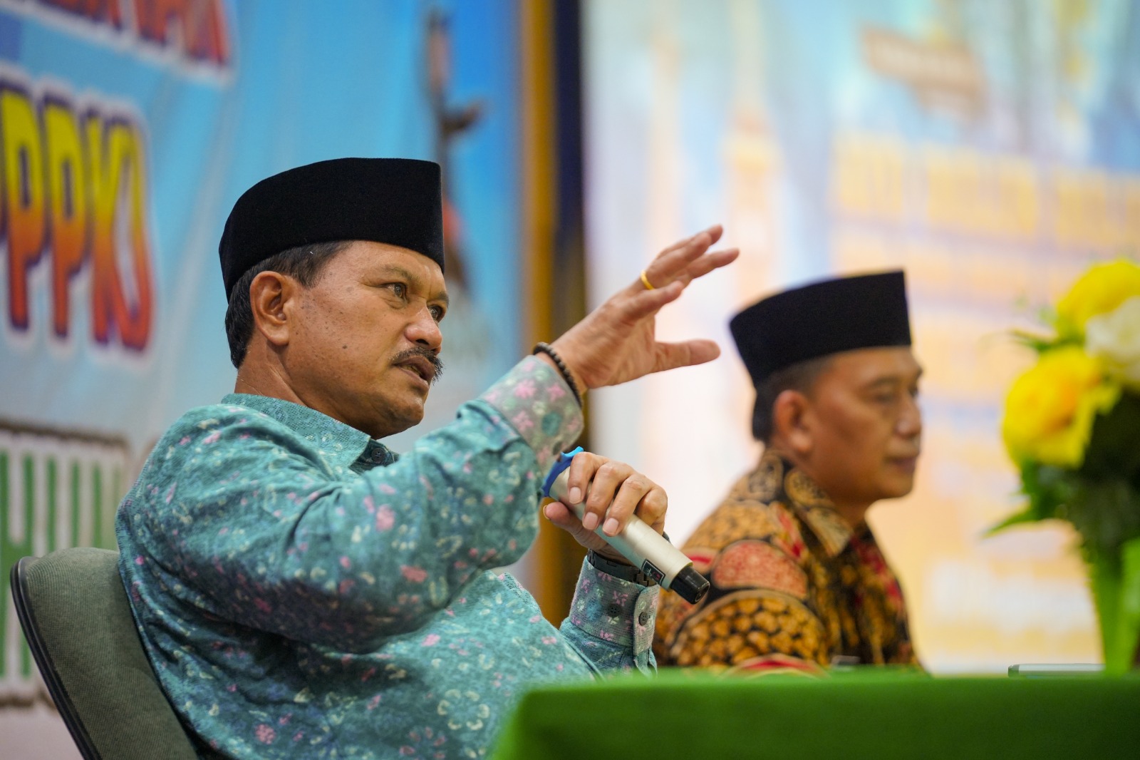 Serahkan SK PPPK, Wali Kota Minta Serius dalam Bekerja