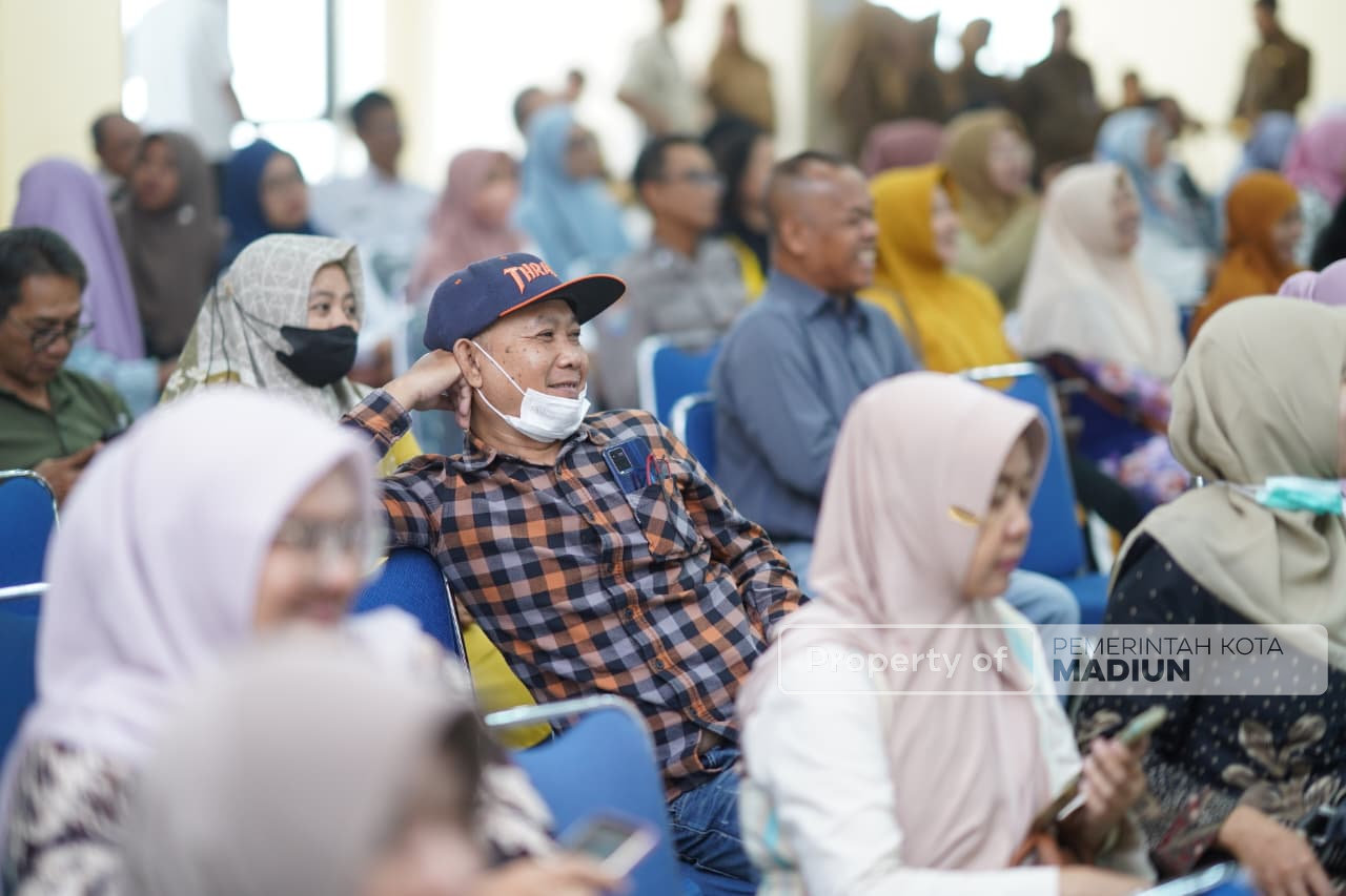 Jadi Narasumber Parenting, Wali Kota Madiun: Jangan Sampai Masa Depan Anak Jadi Korban!