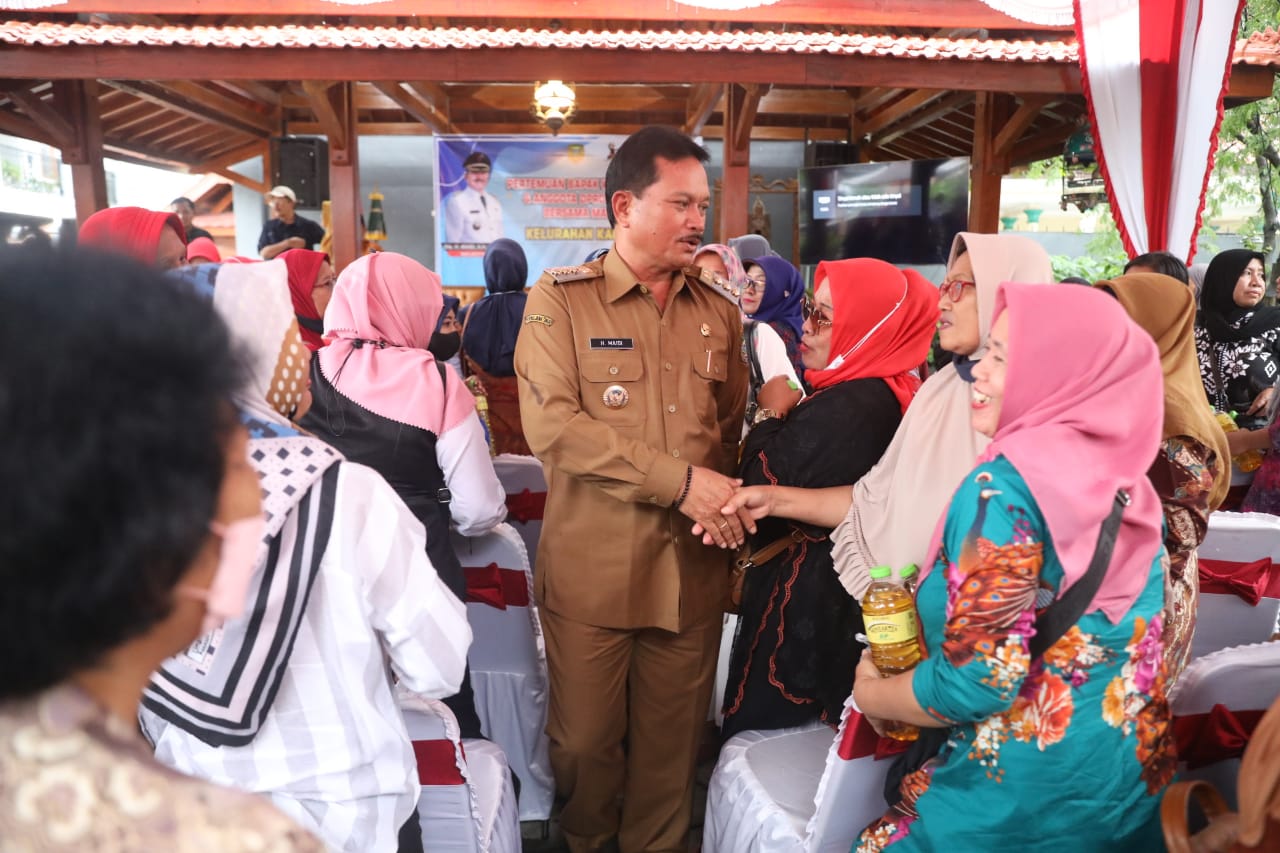 Sambang Warga di Dua Kelurahan, Wali Kota Pesan Jaga Kesehatan Selama Bulan Ramadan