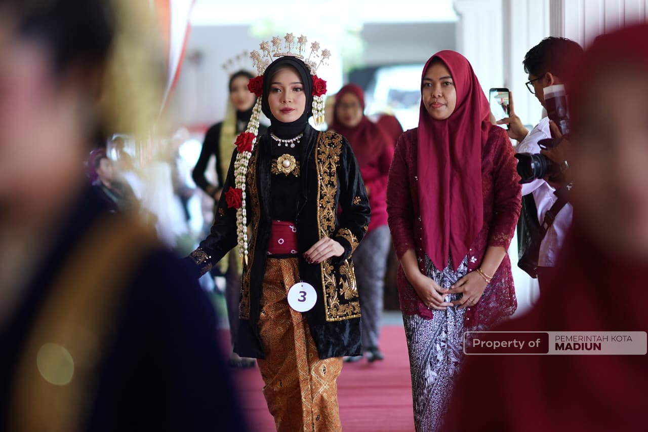 Lestarikan Warisan Budaya, Pemkot Madiun Hadirkan Prosesi Akad Nikah dan Lomba Tata Rias Pengantin Adat dalam Rangka HUT ke-108