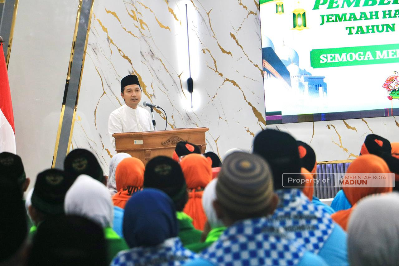 227 Jamaah Haji Kota Madiun Resmi Diberangkatkan, Plt Wali Kota Titip Doa dan Harapan