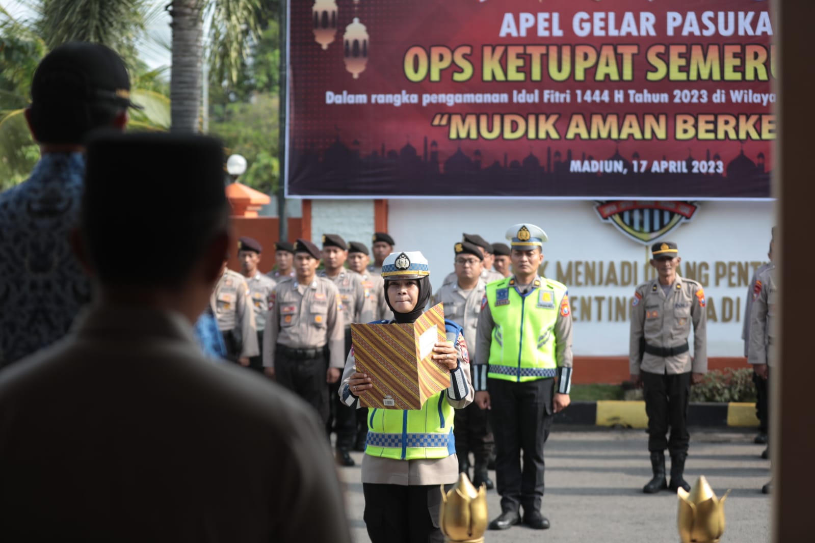 Pimpin Apel Gelar Pasukan Ops Ketupat Semeru 2023, Wali Kota: Aman dan Nyaman Kebutuhan Masyarakat