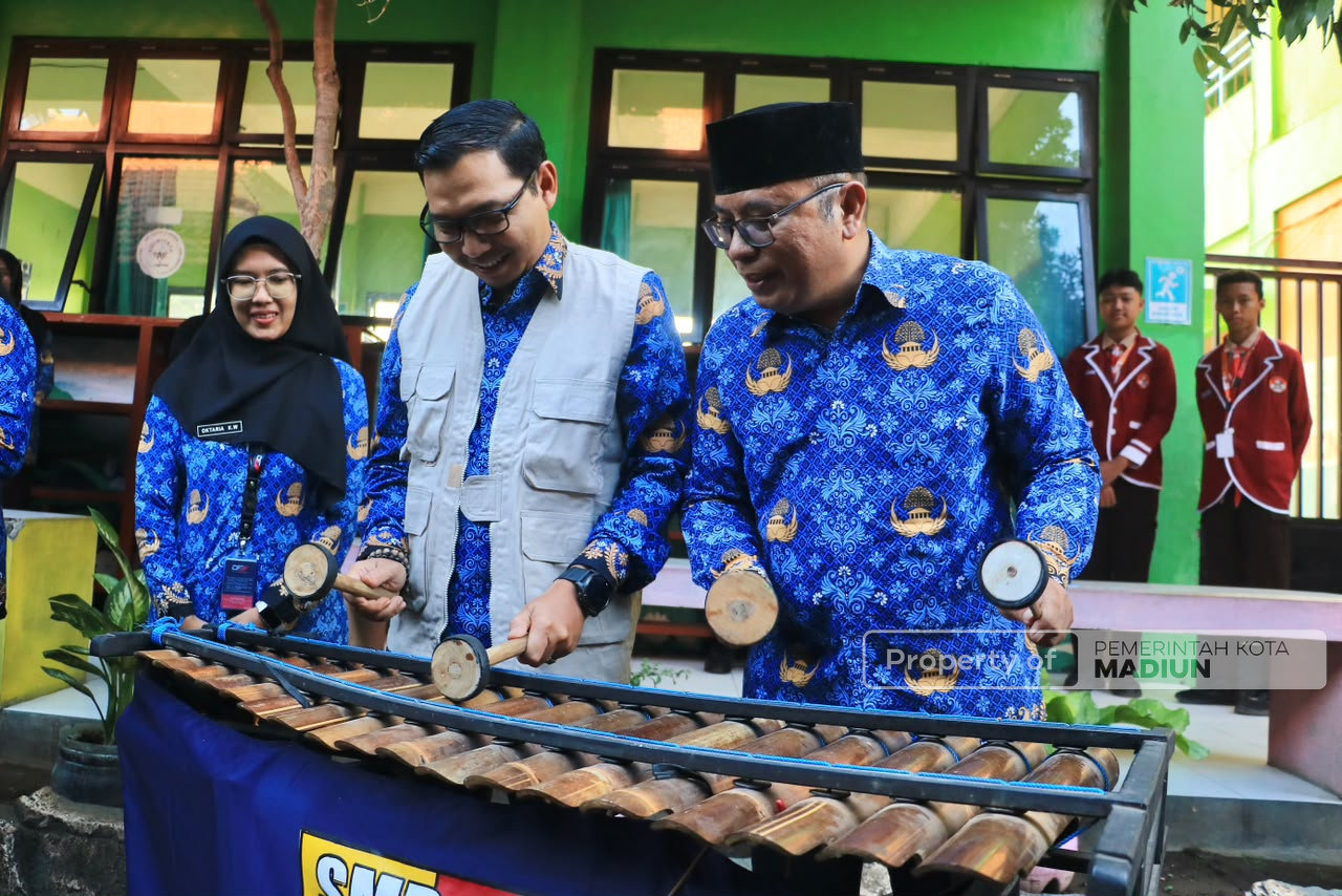 Cetak Generasi Cerdas dan Berkarakter, Plt Wali Kota Madiun Perkuat Pendidikan Karakter Sejak MPLS