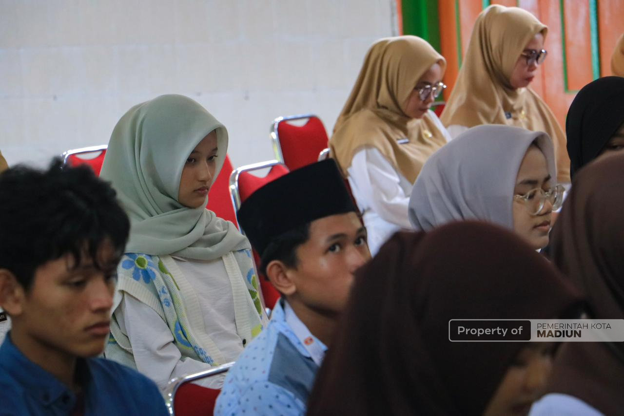 Tingkatkan Kualitas dan Transparasi Layanan, SMP Negeri 6 Madiun Gelar Forum Komunikasi Publik