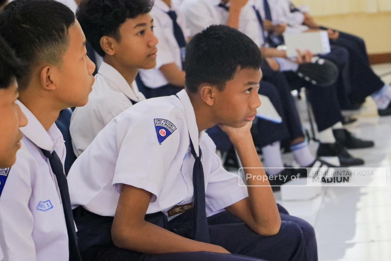 Lewat Sosialisasi Pendidikan Politik, Pemkot Madiun Ajak Pemuda Jauhi Tindakan Anarki