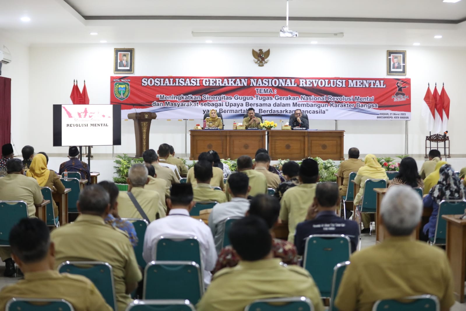 Jadi Narsum Sosialisasi Gerakan Nasional Revolusi Mental, Wali Kota Tekankan ASN Harus Bermental Melayani