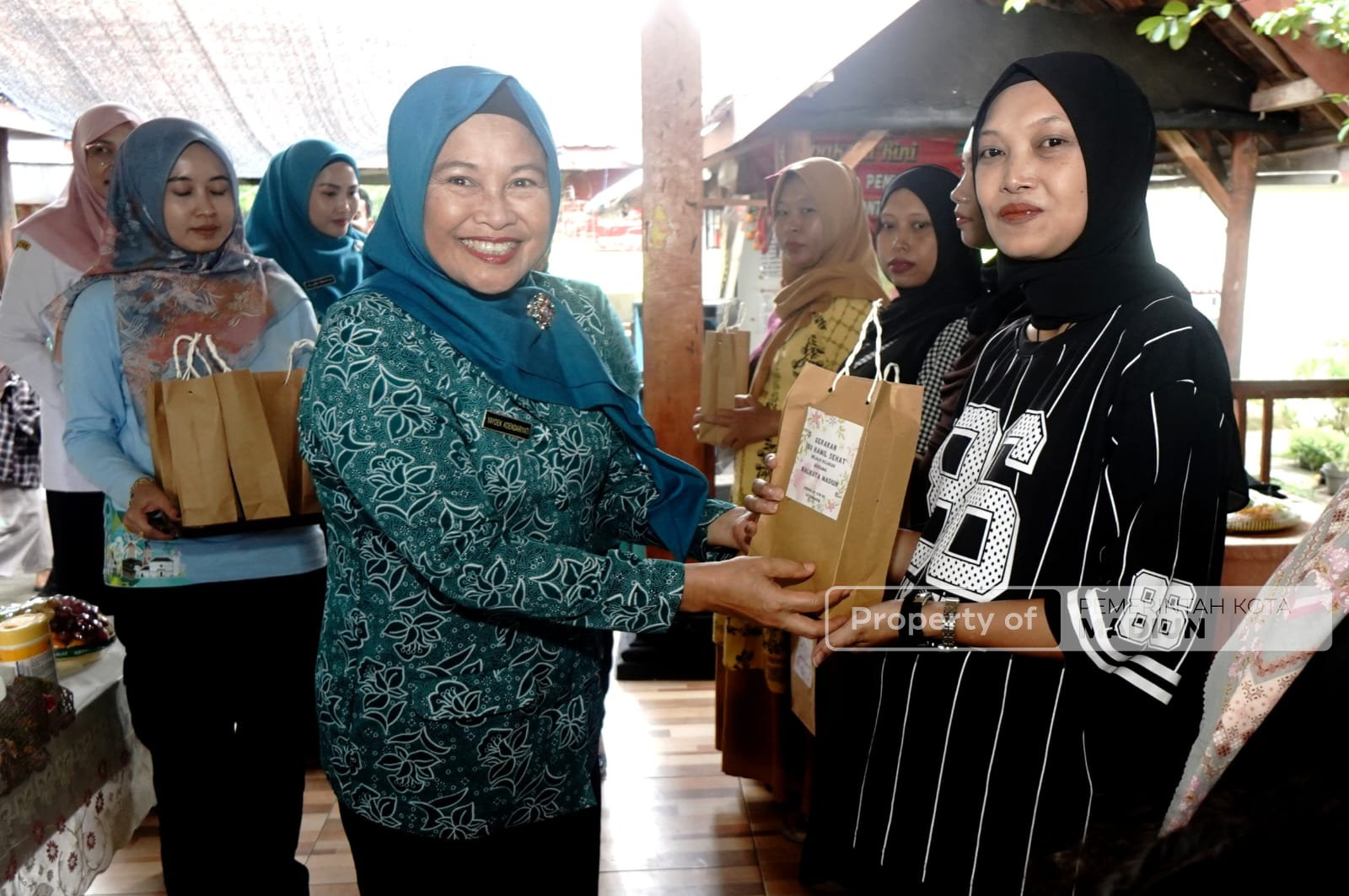 Tekan Angka Stunting dalam Peringatan HKN ke-61, Pemkot Madiun Ajak Ibu Hamil Rujakan