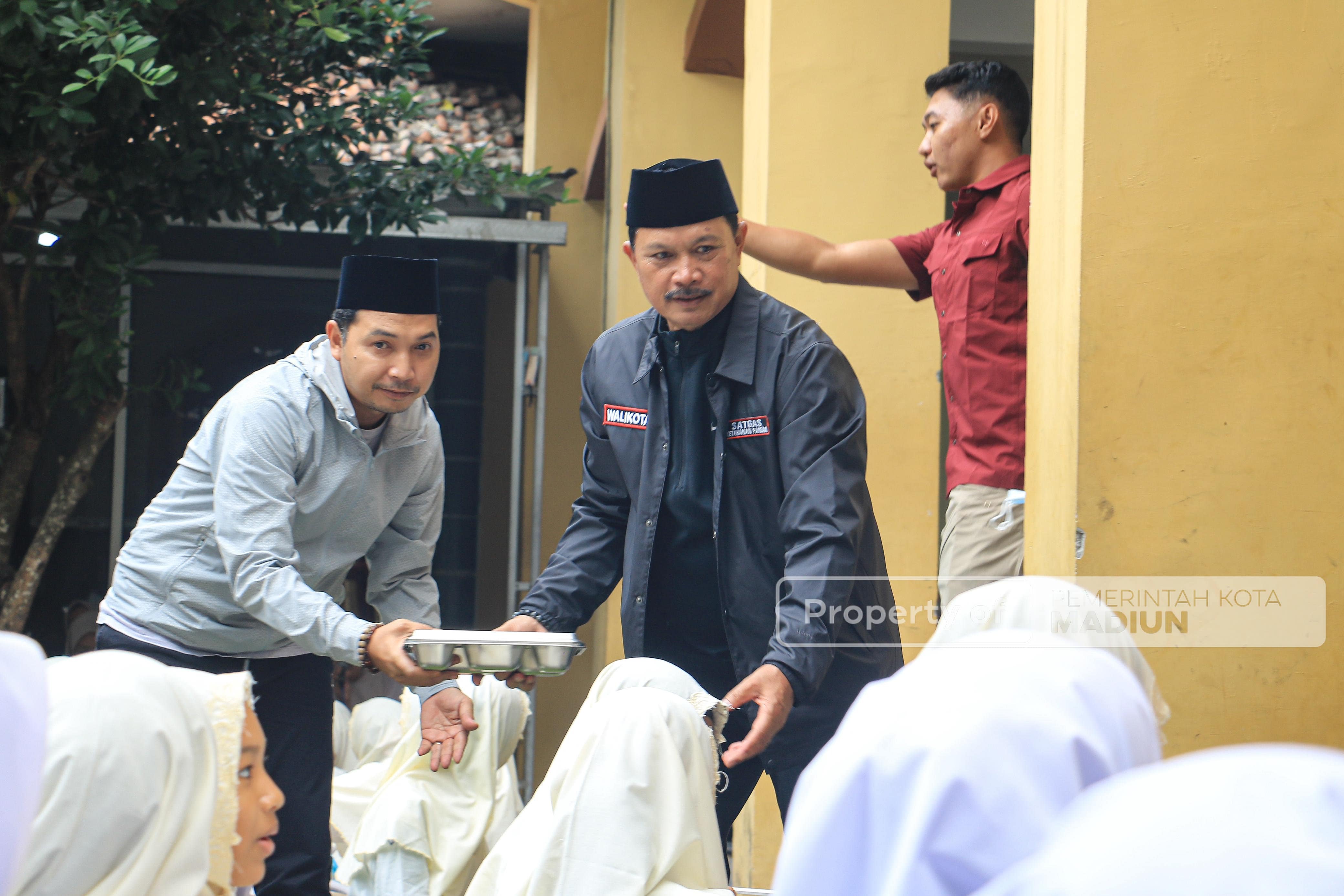 Gowes Pagi, Wali Kota Madiun Juga Resmikan SPPG Lagi