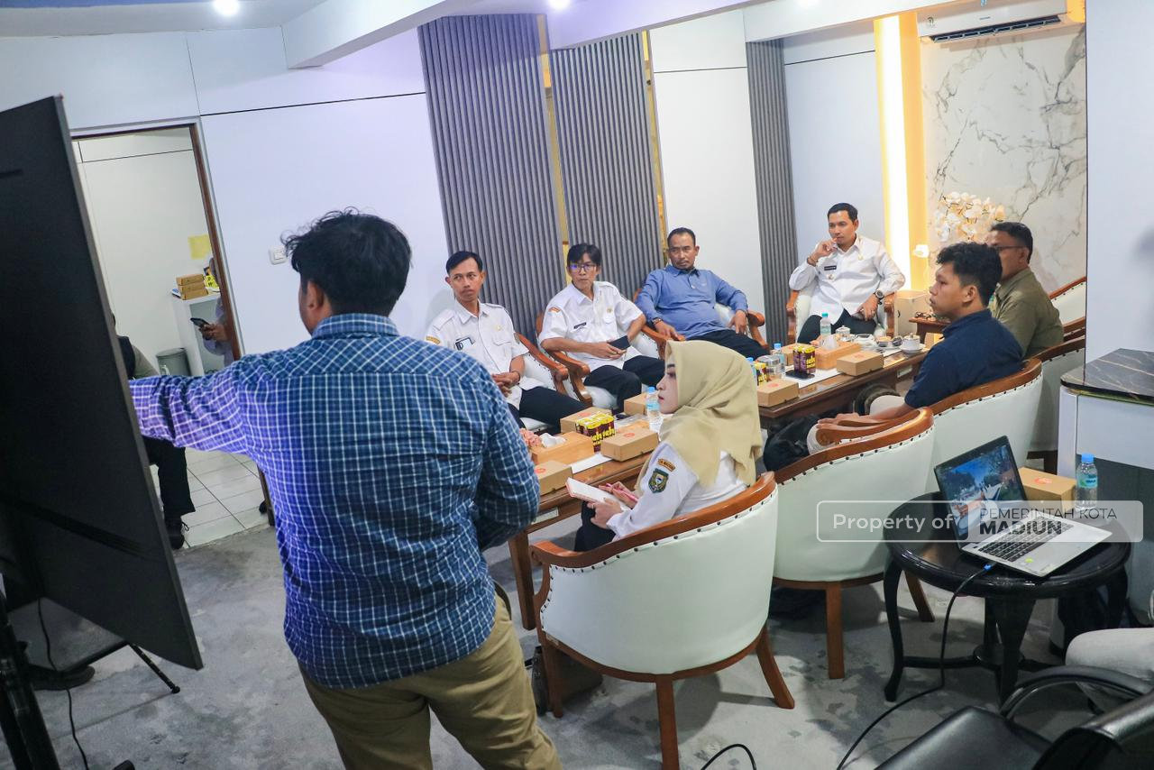 Percantik Wajah Kota, Plt Wali Kota Tekankan Konsep dan Identitas dalam Penataan RTH Kota Madiun