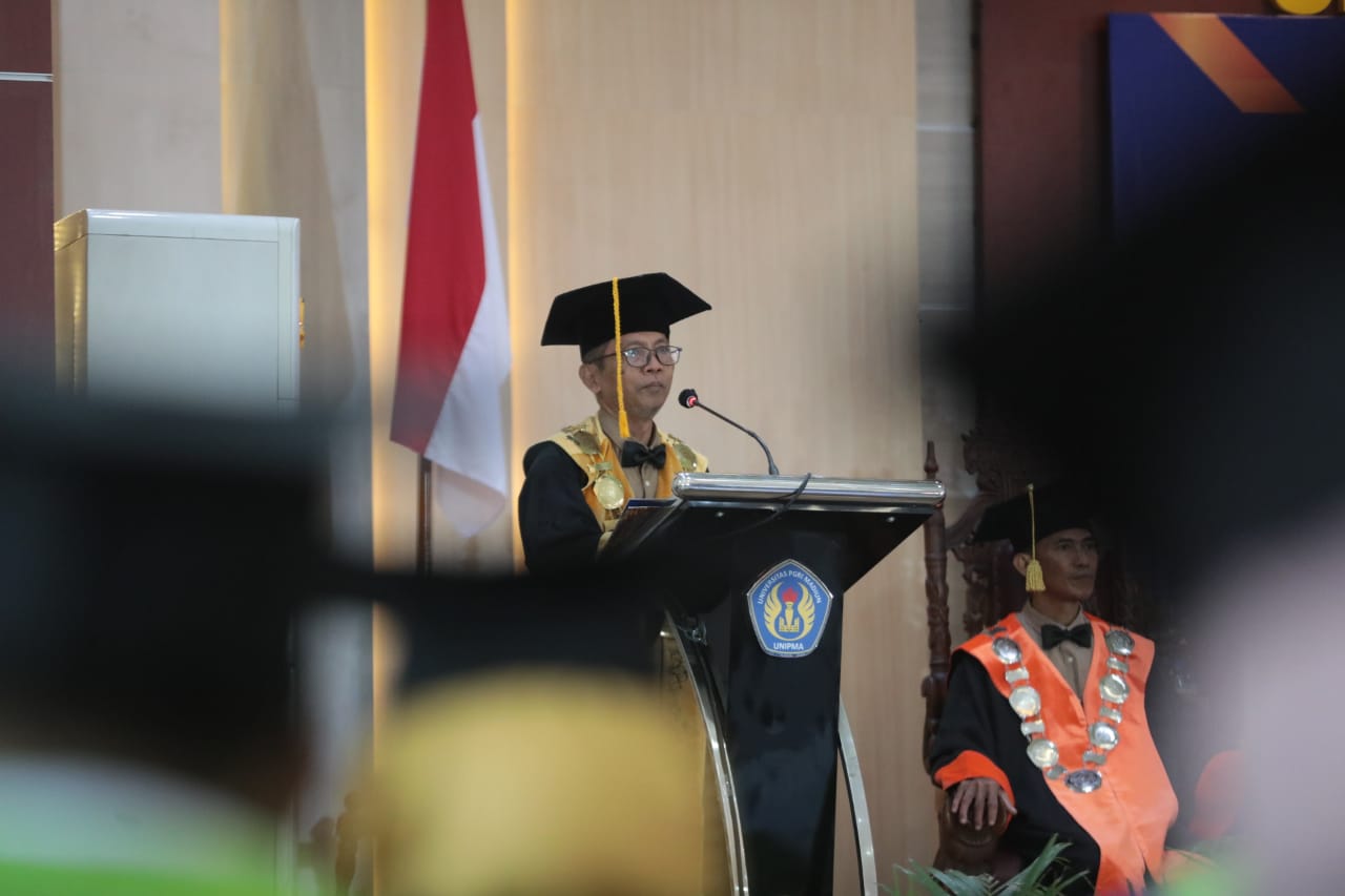 Hadiri Wisuda XII UNIPMA, Wali Kota Pesan Tingkatkan Kompetensi Agar Sukses di Dunia Kerja