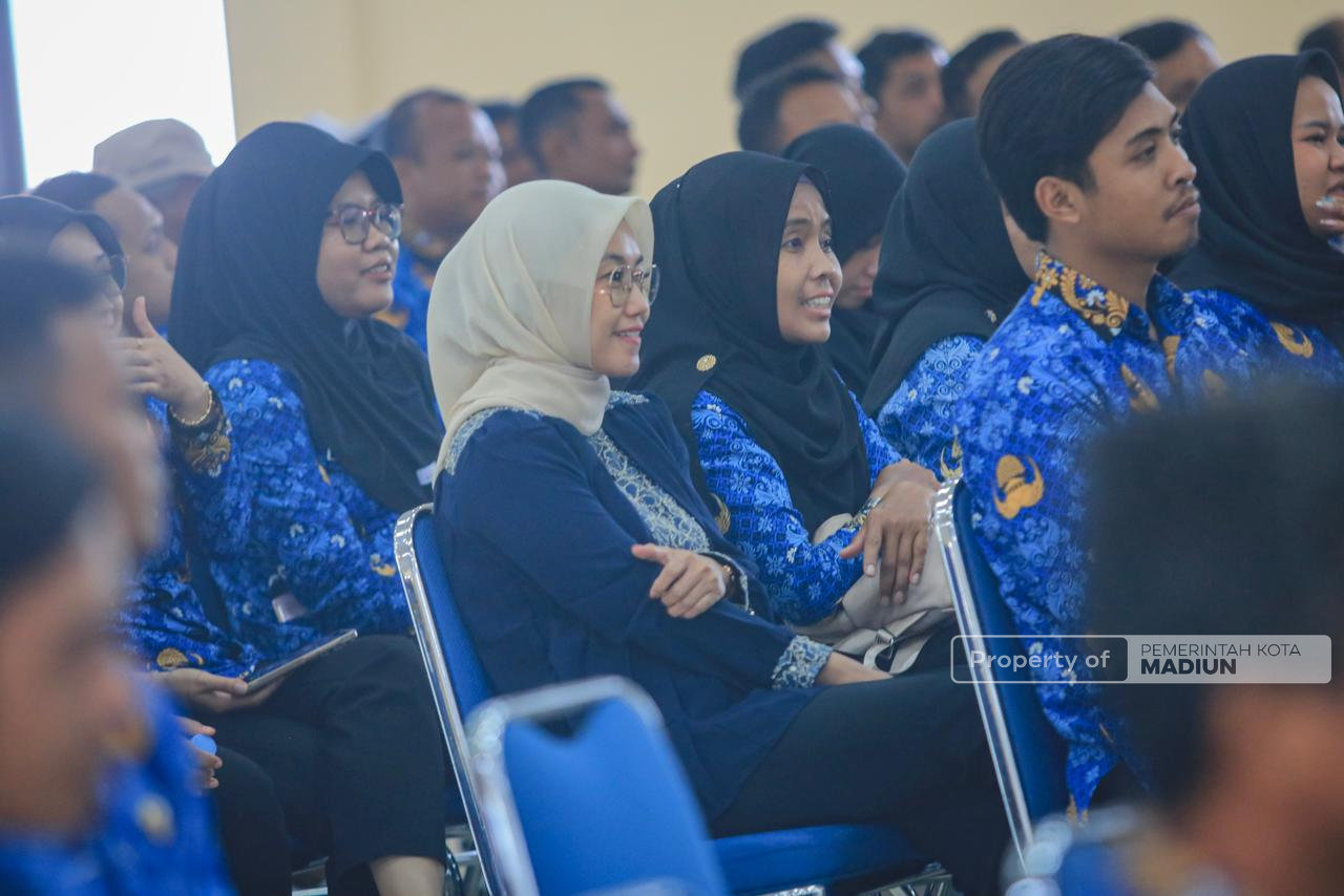 Hadiri Pembinaan Disperkim, Plt Wali Kota Madiun Dorong Peningkatan Kinerja Petugas