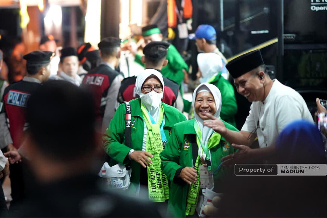 Plt Wali Kota Madiun Sambut Kepulangan 225 Jamaah Haji, Dorong Implementasi Nilai-Nilai Haji dalam Kehidupan Bermasyarakat