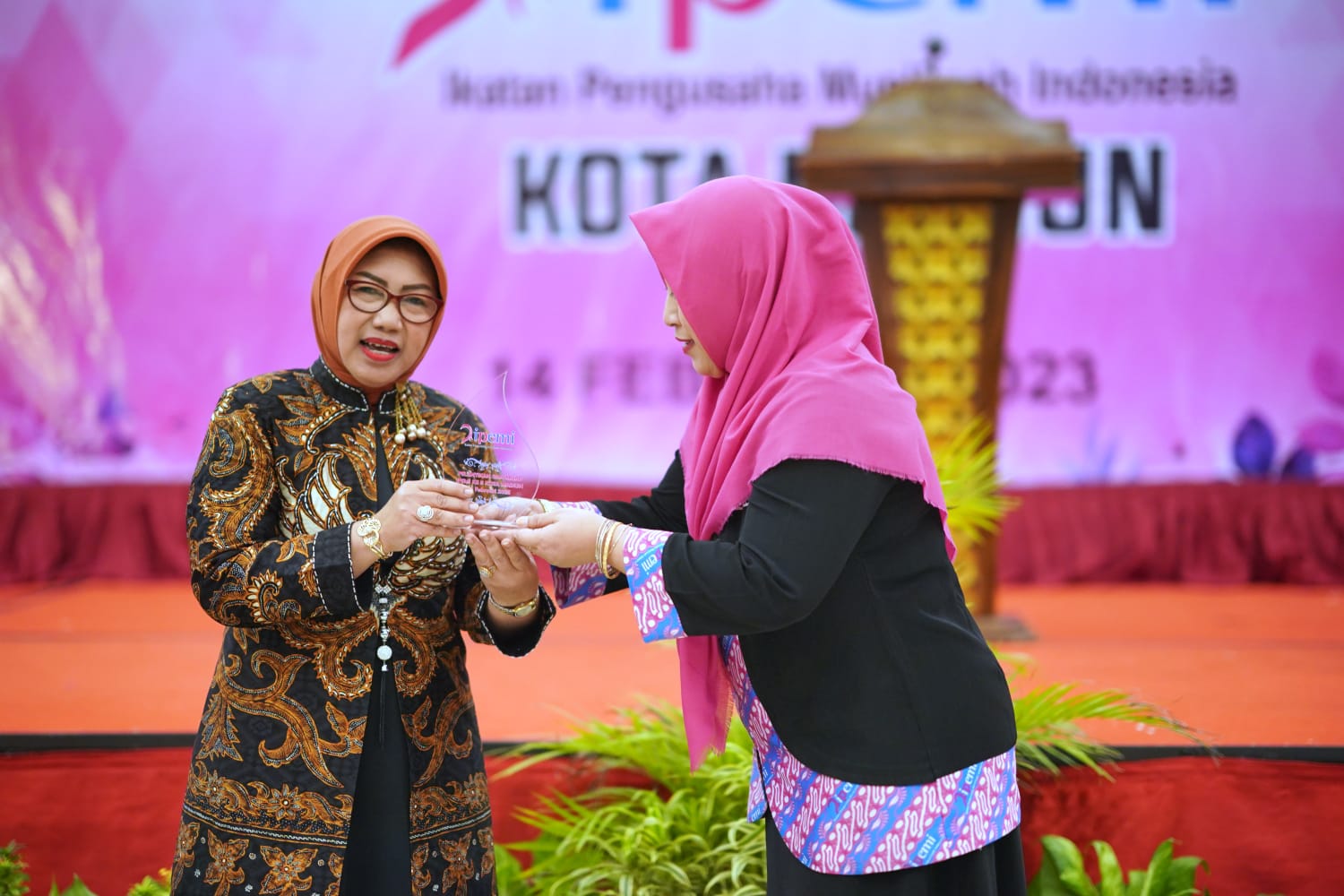 Hadiri Pelantikan IPEMI, Wali Kota Pesan Tingkatkan Solidaritas Organisasi