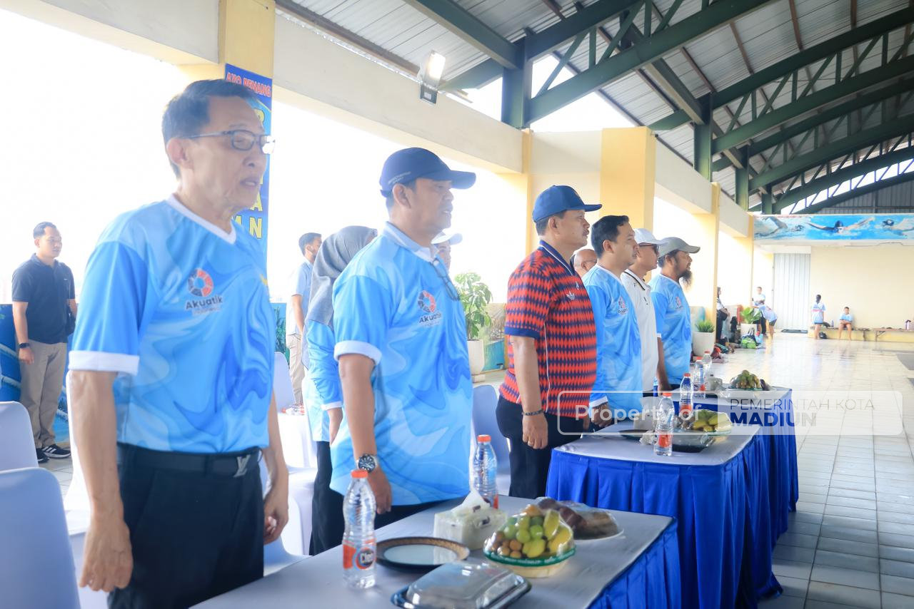 Buka Kejuaraan Renang 2025, Wali Kota Maidi Dorong Pembinaan Atlet Sejak Dini